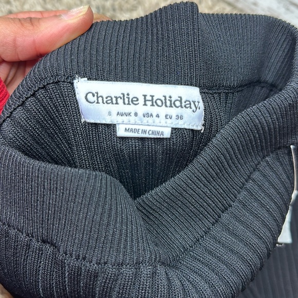 Charlie Holiday rib maxi skirt in black size small - Picture 3 of 9